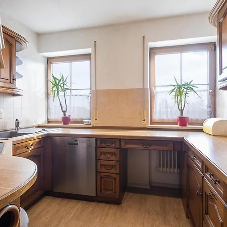 Wohnen - Schlafen - Essen Alles In Einem Haus * Rammingen